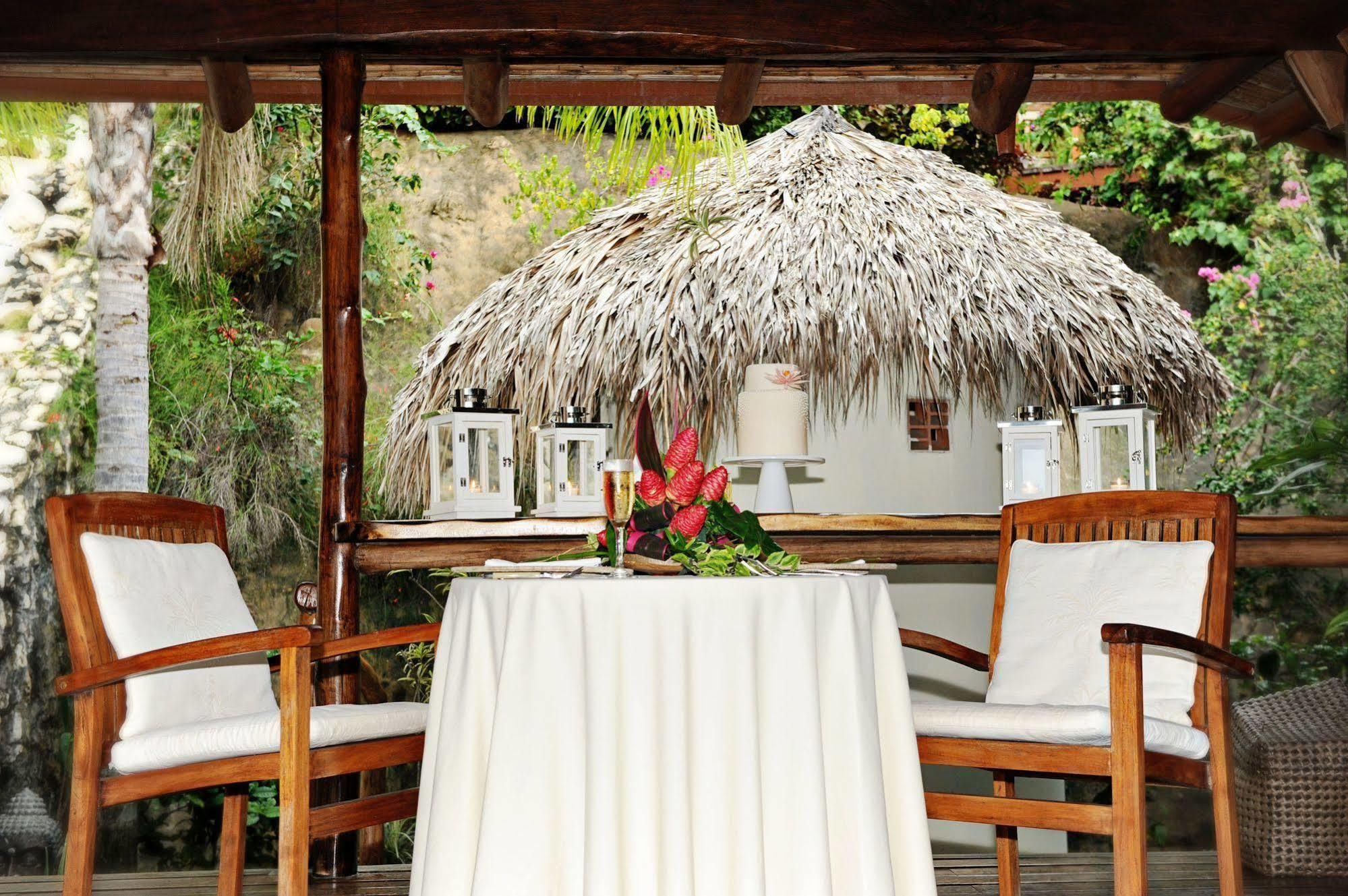 Los Altos De Eros - Adults Only Playa Avellana Exterior photo