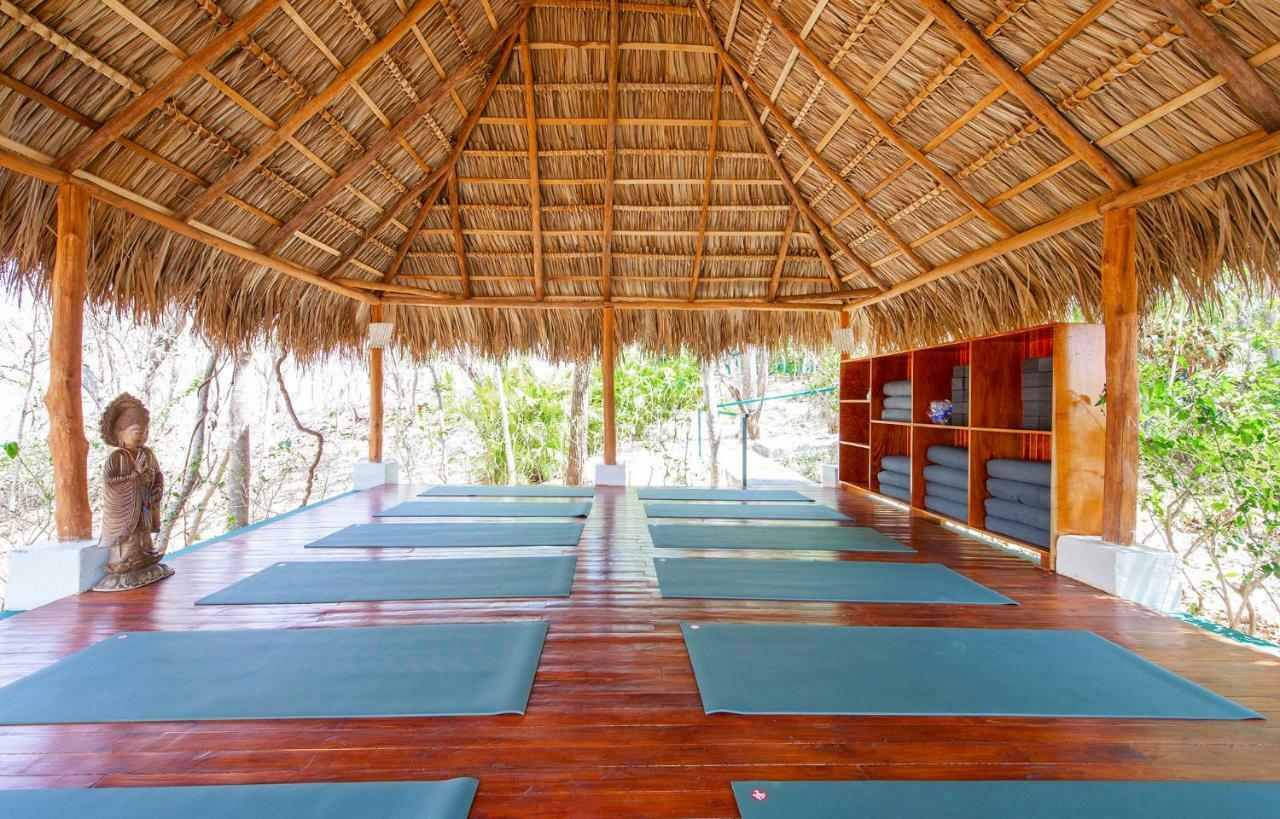 Los Altos De Eros - Adults Only Playa Avellana Exterior photo